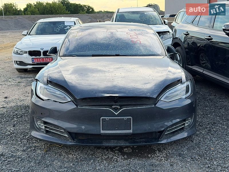 Лифтбек Tesla Model S 2018 в Владимире фото Лифтбек Tesla Model S 2018 в Владимире