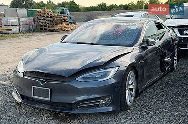 Лифтбек Tesla Model S 2018 в Владимире фото 3 Лифтбек Tesla Model S 2018 в Владимире