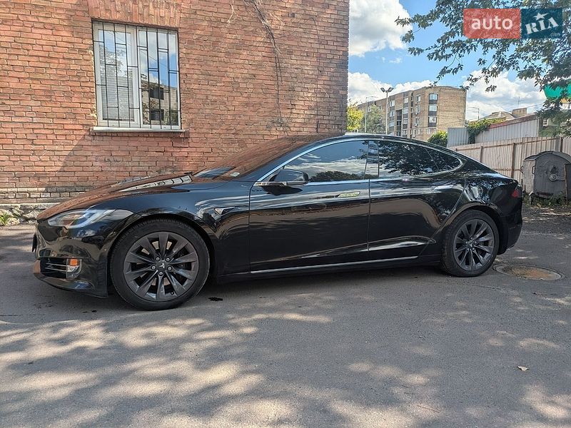 Tesla Model S 2018 Tesla Model S 2018