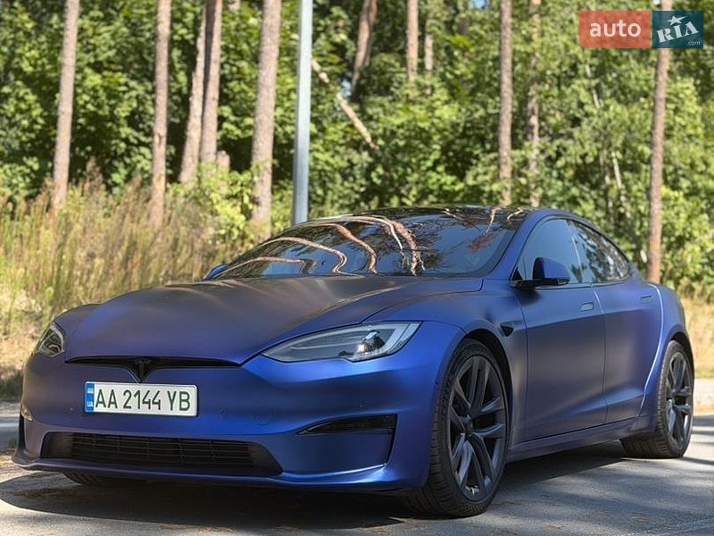 Лифтбек Tesla Model S 2021 в Житомире