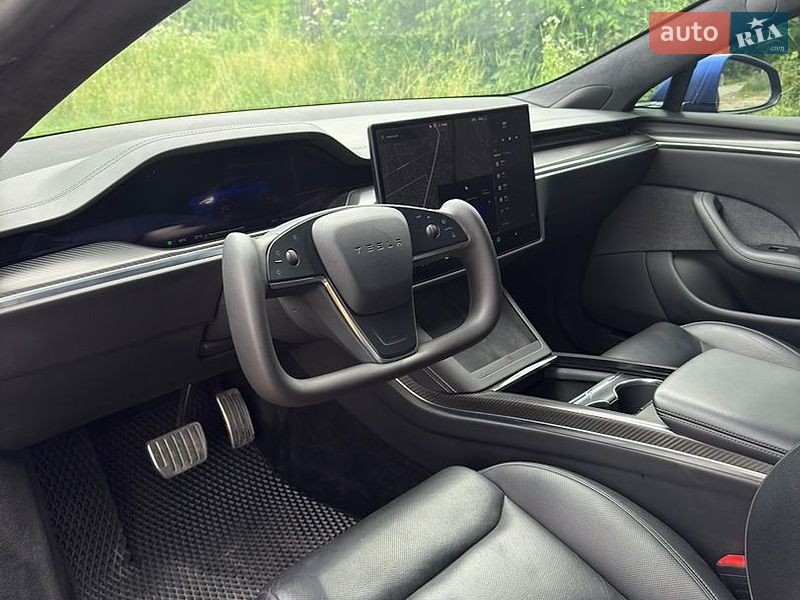 Лифтбек Tesla Model S 2021 в Житомире