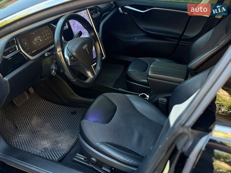 Лифтбек Tesla Model S 2014 в Полтаве фото 5 Лифтбек Tesla Model S 2014 в Полтаве