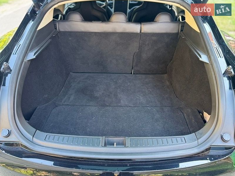 Лифтбек Tesla Model S 2014 в Полтаве фото 4 Лифтбек Tesla Model S 2014 в Полтаве