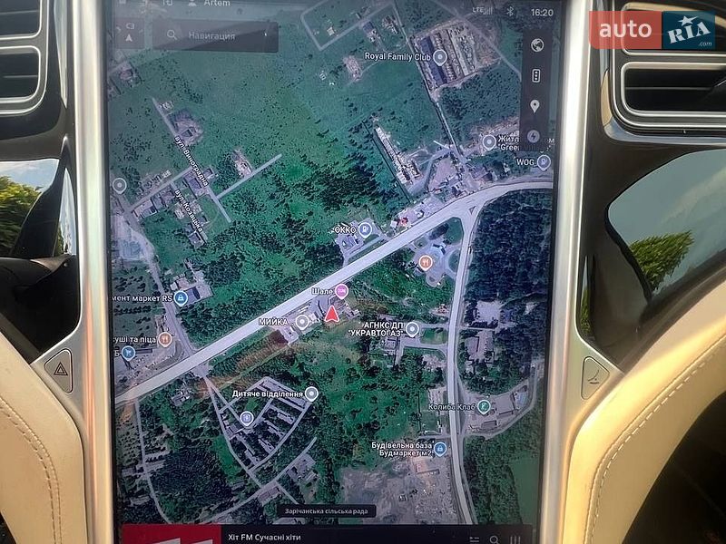 Ліфтбек Tesla Model S 2015 в Житомирі