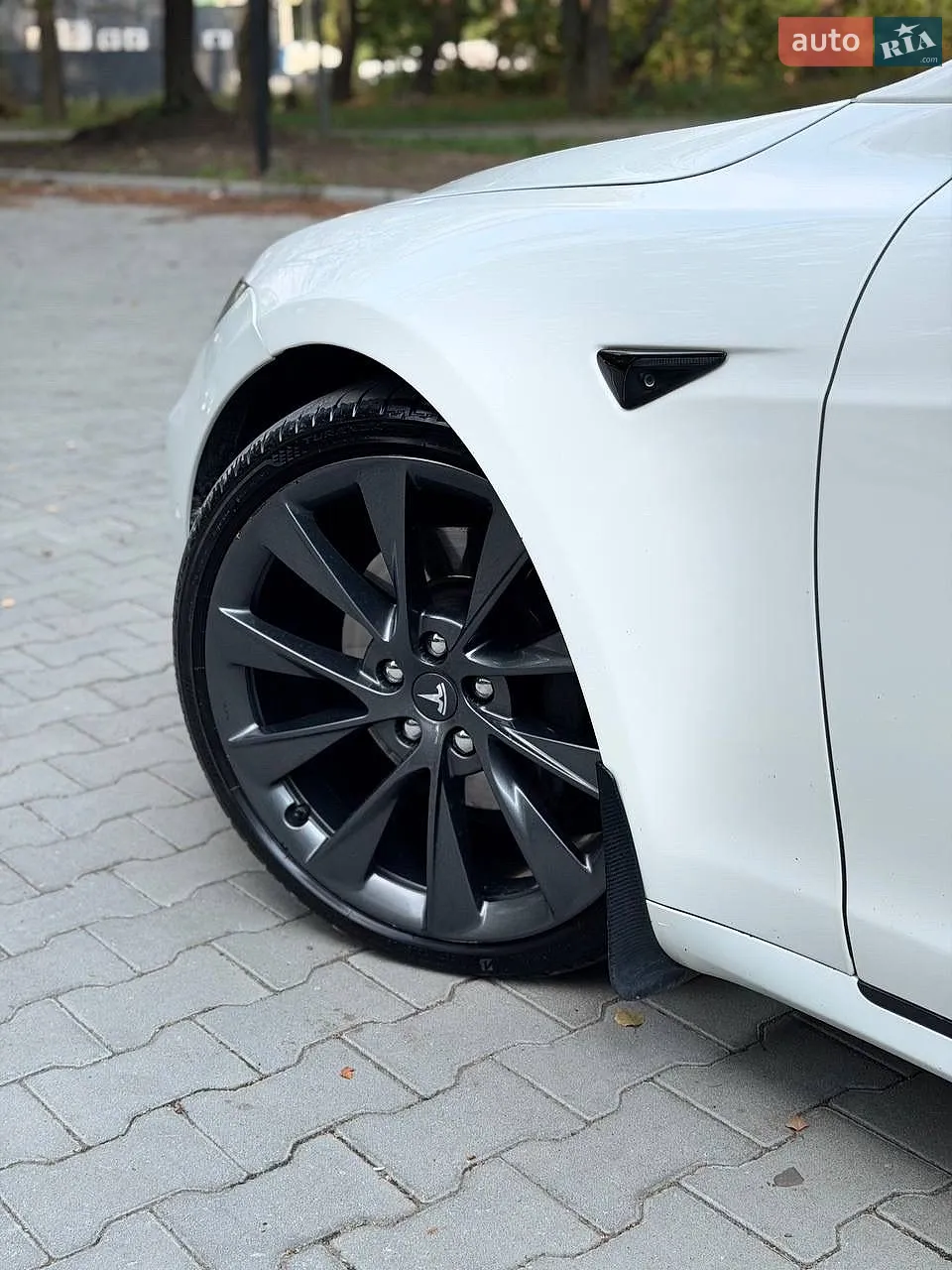 2017 Tesla Model S - мініатюра 18