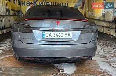 Лифтбек Tesla Model S 2014 в Смеле