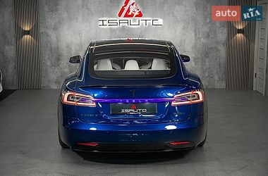 Ліфтбек Tesla Model S 2017 в Одесі