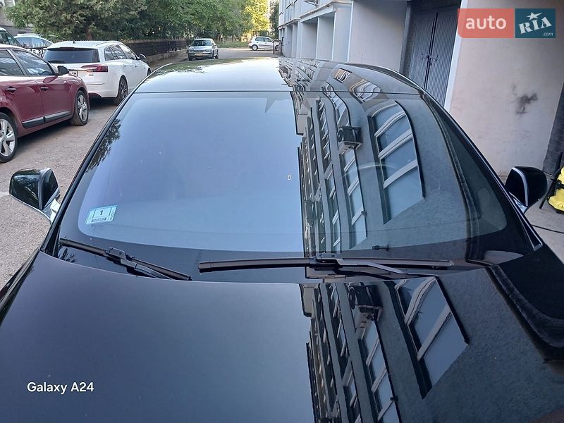 Ліфтбек Tesla Model S 2017 в Івано-Франківську