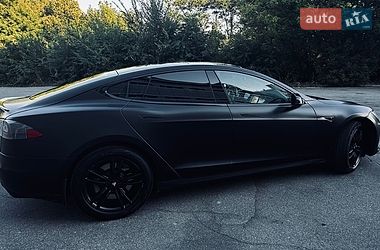Ліфтбек Tesla Model S 2015 в Дніпрі фото 6 Ліфтбек Tesla Model S 2015 в Дніпрі