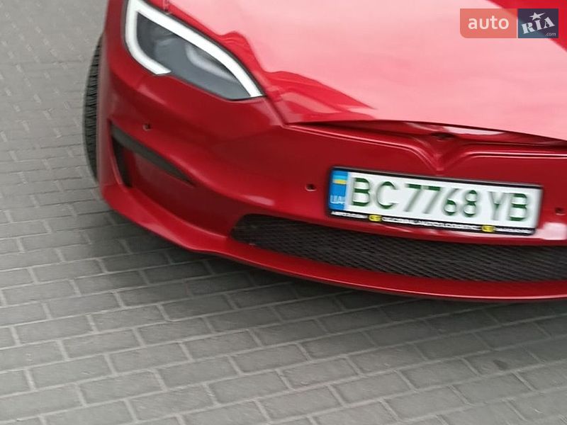 Лифтбек Tesla Model S 2013 в Львове