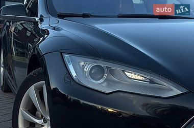 Ліфтбек Tesla Model S 2014 в Івано-Франківську