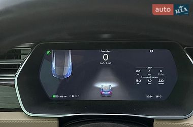 Лифтбек Tesla Model S 2015 в Черновцах