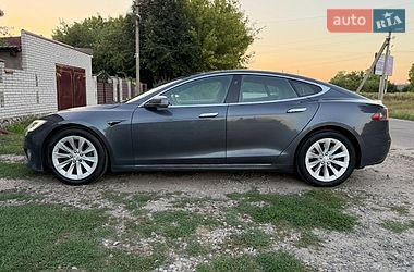 Лифтбек Tesla Model S 2019 в Кобеляках
