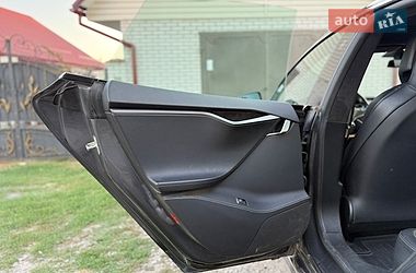 Лифтбек Tesla Model S 2019 в Кобеляках