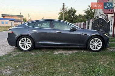 Лифтбек Tesla Model S 2019 в Кобеляках