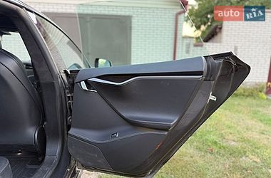Лифтбек Tesla Model S 2019 в Кобеляках