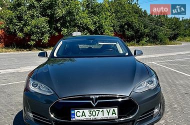 Лифтбек Tesla Model S 2013 в Хмельницком
