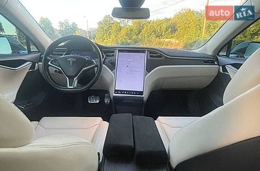 Лифтбек Tesla Model S 2015 в Каменец-Подольском
