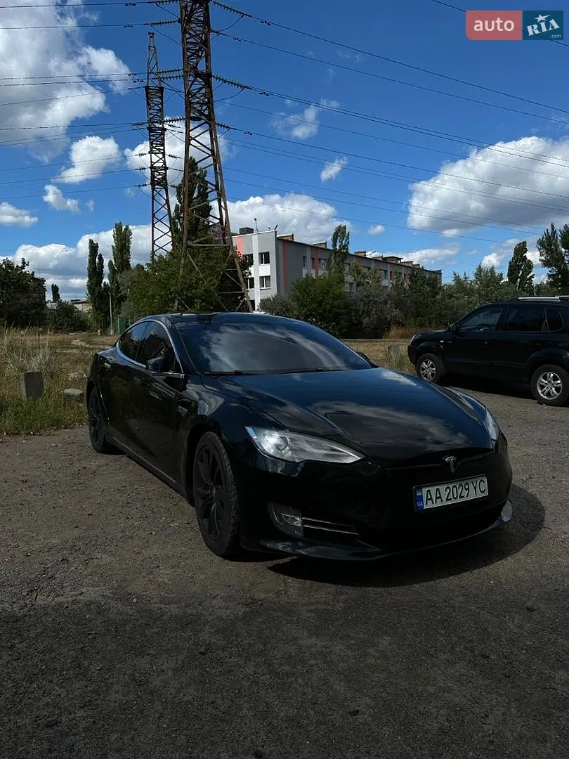 2014 Tesla Model S - мініатюра 2