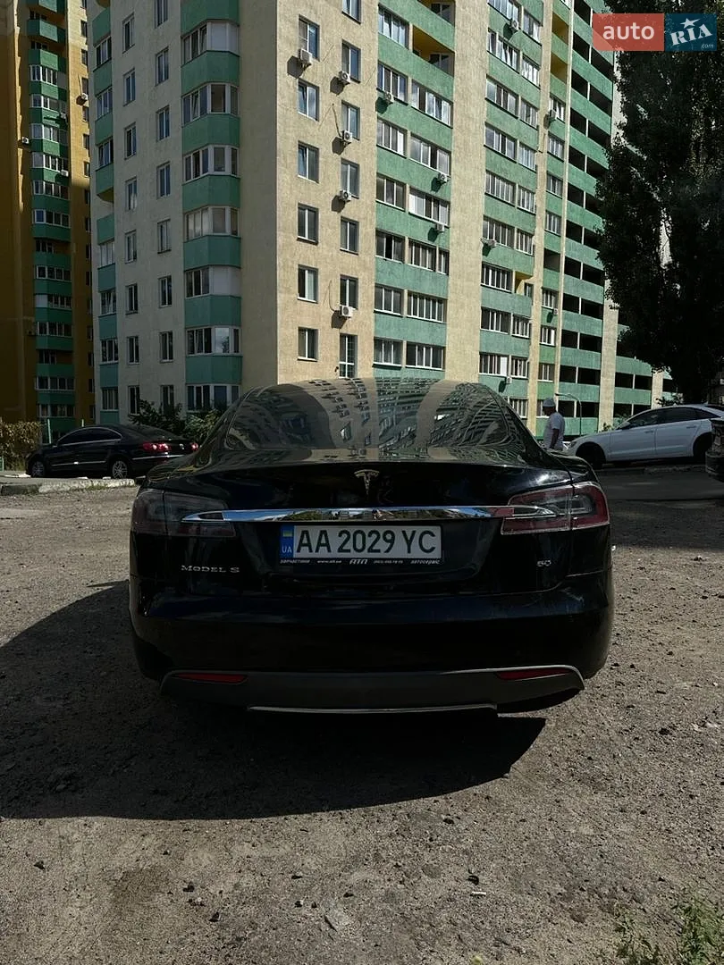 2014 Tesla Model S - мініатюра 9