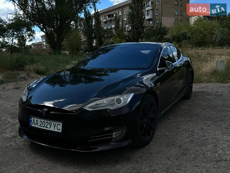 Tesla Model S
