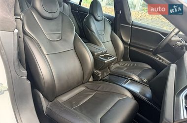 Лифтбек Tesla Model S 2017 в Ровно