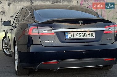 Ліфтбек Tesla Model S 2015 в Львові фото 17 Ліфтбек Tesla Model S 2015 в Львові