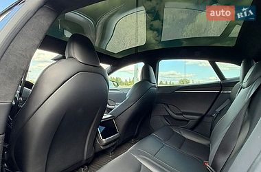 Лифтбек Tesla Model S 2022 в Львове