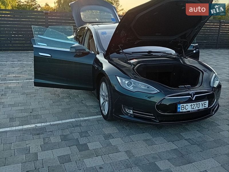 Лифтбек Tesla Model S 2014 в Львове фото 8 Лифтбек Tesla Model S 2014 в Львове