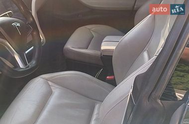 Ліфтбек Tesla Model S 2016 в Івано-Франківську
