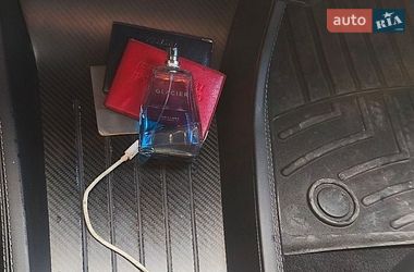 Ліфтбек Tesla Model S 2016 в Івано-Франківську