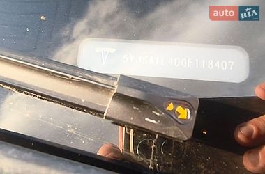 Ліфтбек Tesla Model S 2016 в Івано-Франківську