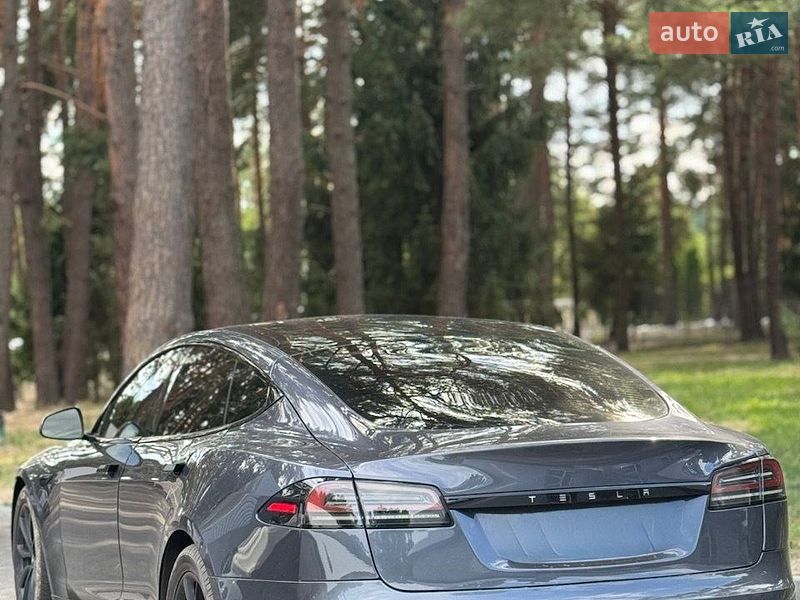 Ліфтбек Tesla Model S 2023 в Києві