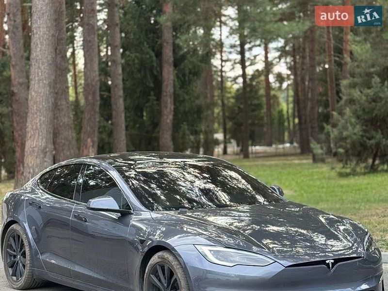 Ліфтбек Tesla Model S 2023 в Києві