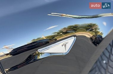 Лифтбек Tesla Model S 2015 в Ивано-Франковске