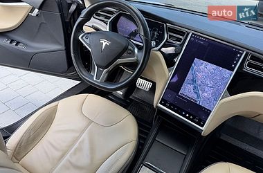 Лифтбек Tesla Model S 2015 в Ивано-Франковске