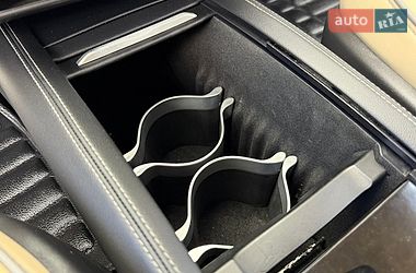 Лифтбек Tesla Model S 2015 в Ивано-Франковске