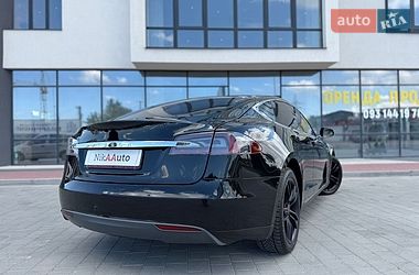 Лифтбек Tesla Model S 2015 в Ивано-Франковске