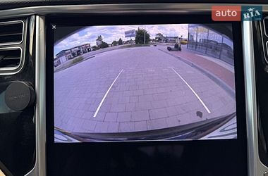 Ліфтбек Tesla Model S 2015 в Івано-Франківську