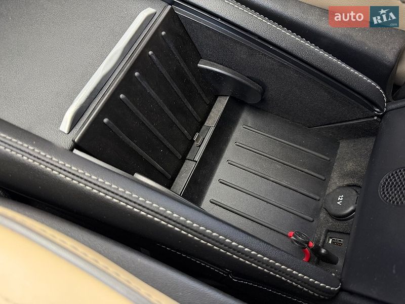Лифтбек Tesla Model S 2015 в Ивано-Франковске