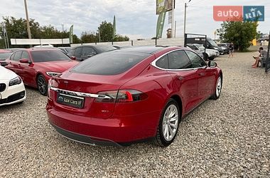 Ліфтбек Tesla Model S 2016 в Івано-Франківську
