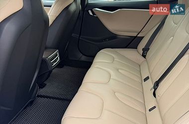 Ліфтбек Tesla Model S 2016 в Івано-Франківську