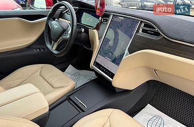 Ліфтбек Tesla Model S 2016 в Івано-Франківську
