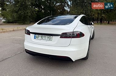 Лифтбек Tesla Model S 2021 в Запорожье