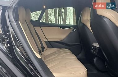 Ліфтбек Tesla Model S 2016 в Івано-Франківську