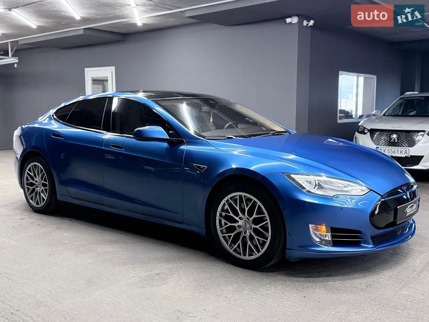 2015 Tesla Model S - мініатюра 5