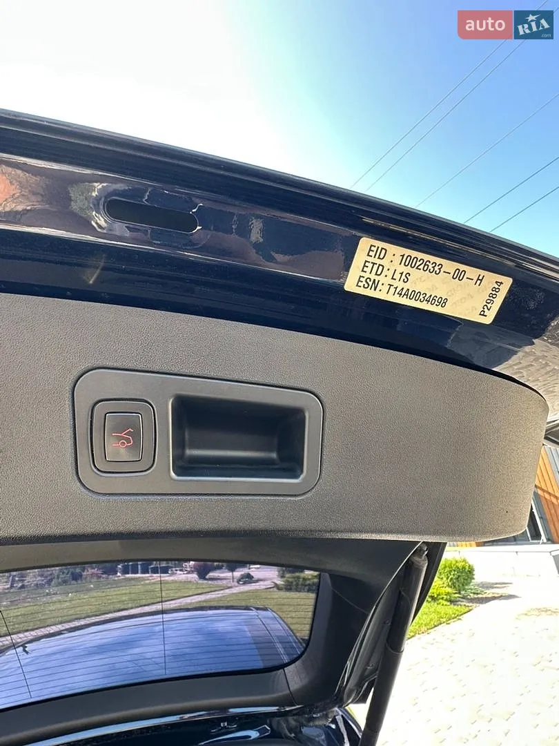 2014 Tesla Model S - мініатюра 12