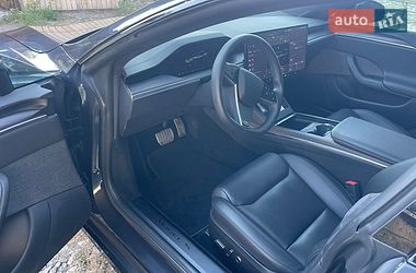 Лифтбек Tesla Model S 2024 в Черкассах