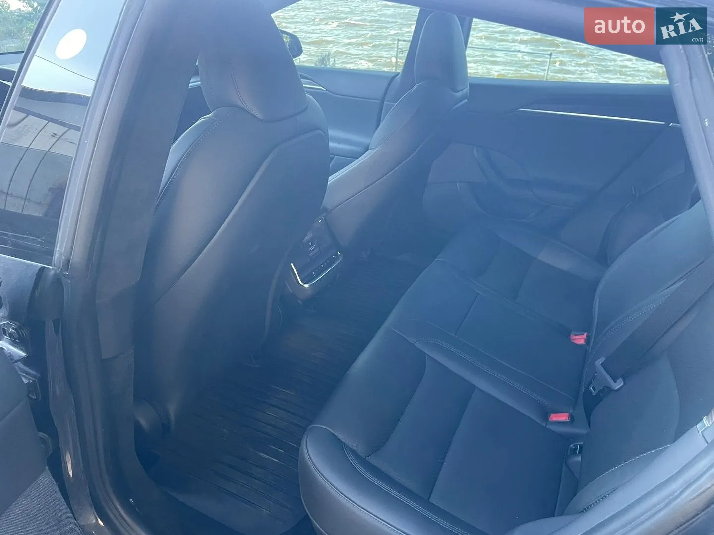 2024 Tesla Model S - мініатюра 26