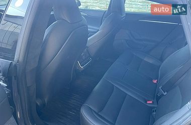Лифтбек Tesla Model S 2024 в Черкассах